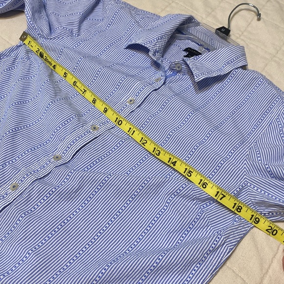 Talbots stripe pattern button down Size M - Picture 7 of 9